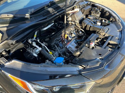 Used 2019 Honda HR-V Sport image 31