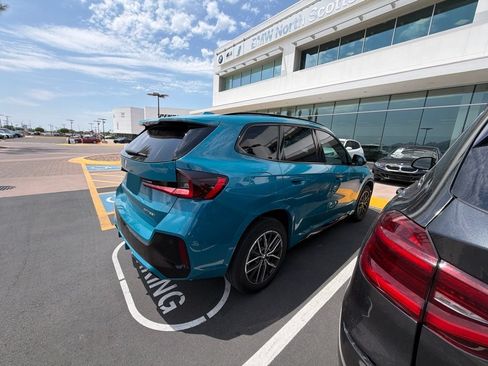 Used 2023 BMW X1 xDrive28i w/ Premium Package AWD/4WD image 4