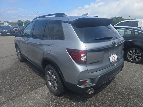 Used 2023 Honda Passport TrailSport image 7