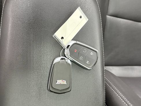 Used 2020 Cadillac XT5 Premium Luxury AWD/4WD image 34