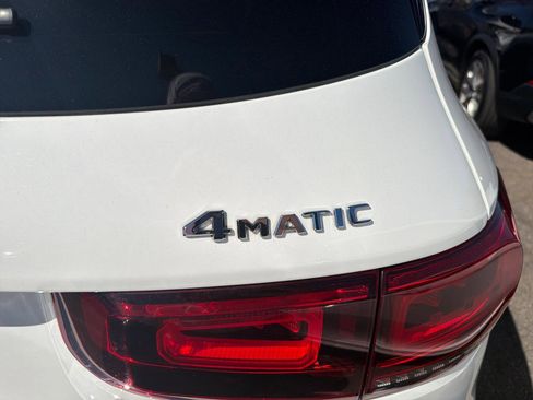 Used 2023 Mercedes-Benz GLB 250 4MATIC image 8