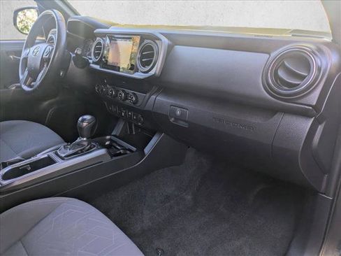 Used 2019 Toyota Tacoma TRD Off-Road image 20