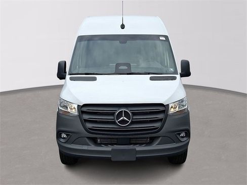 New 2026 Mercedes-Benz Sprinter 144 Cargo image 2
