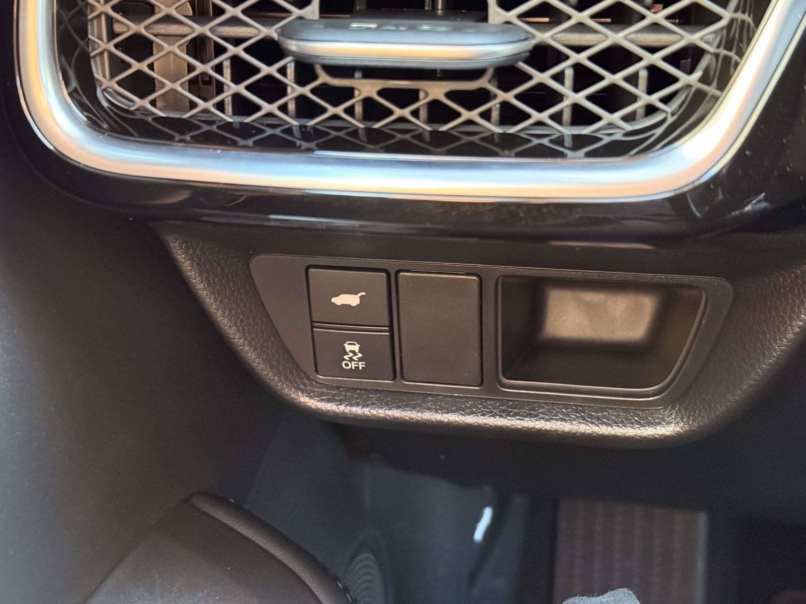 Used 2026 Acura ADX FWD image 23