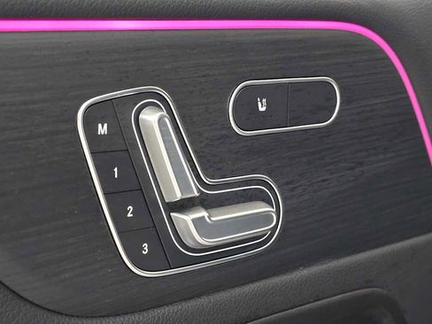 Certified 2025 Mercedes-Benz GLB 250 GLB 250 image 24