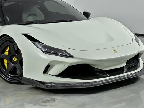 Used 2020 Ferrari F8 Tributo RWD image 2