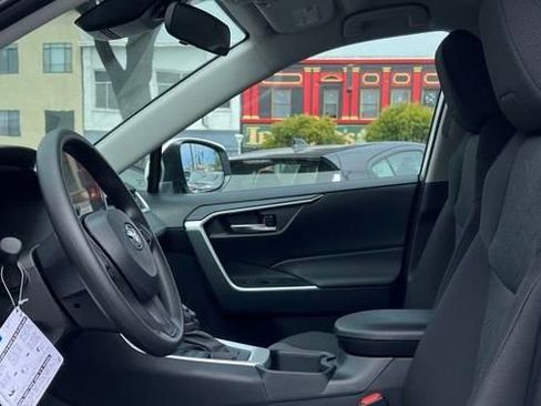 New 2025 Toyota RAV4 XLE image 12