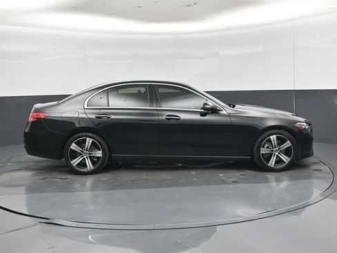 Used 2022 Mercedes-Benz C 300 Sedan image 2