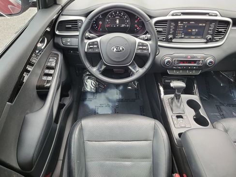 Used 2019 Kia Sorento EX AWD/4WD image 16