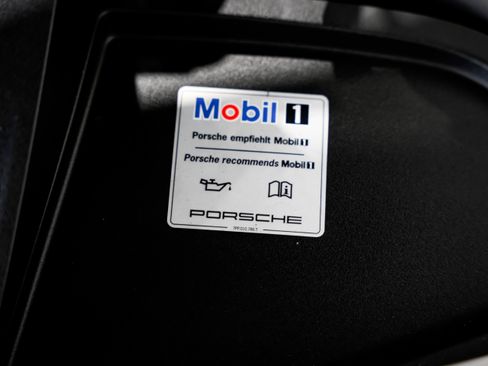 Used 2017 Porsche 911 Carrera S image 39