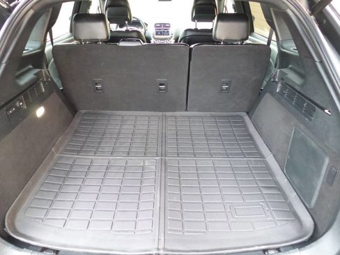 Used 2019 Lincoln Nautilus Premier image 20