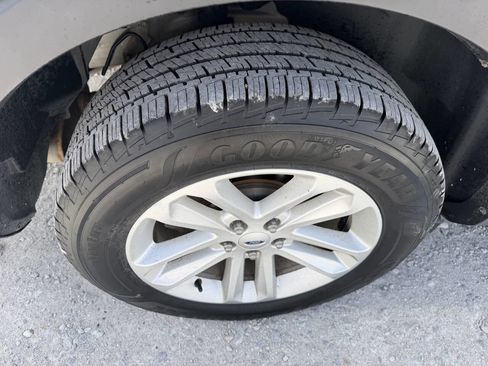 Used 2017 Ford Explorer 4WD image 11