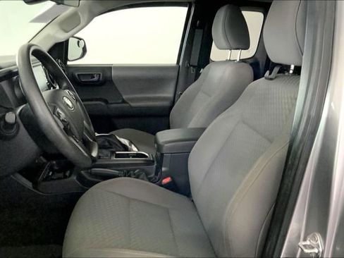 Used 2023 Toyota Tacoma SR5 AWD/4WD image 10
