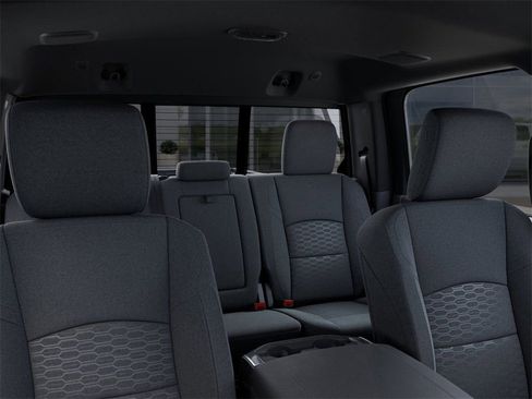 New 2026 RAM 2500 Big Horn AWD/4WD image 26