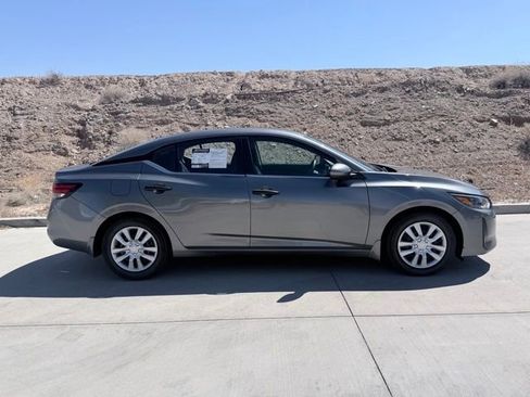 Used 2024 Nissan Sentra S image 4