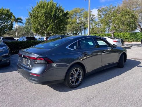 Used 2023 Honda Accord EX image 4