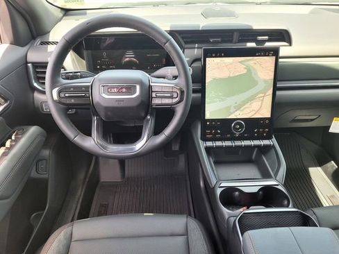 New 2026 GMC Terrain AT4 w/ LPO, Floor Liner Package AWD/4WD image 10