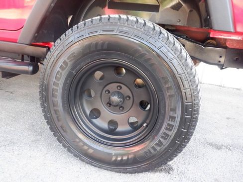Used 2008 Jeep Wrangler Unlimited Rubicon w/ PWR Convenience Group AWD/4WD image 30