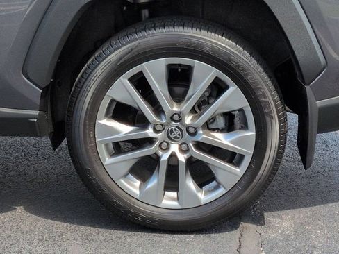 Certified 2023 Toyota RAV4 XLE Premium AWD/4WD image 7