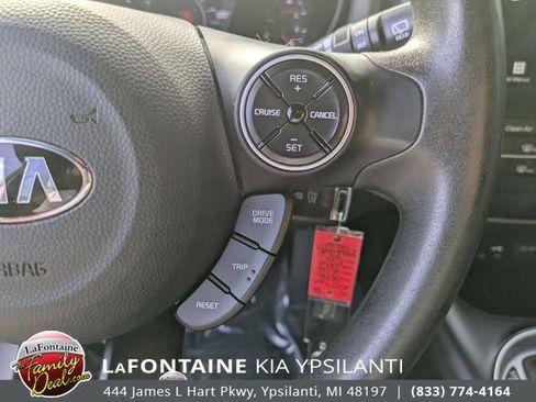 Used 2018 Kia Soul + FWD image 20