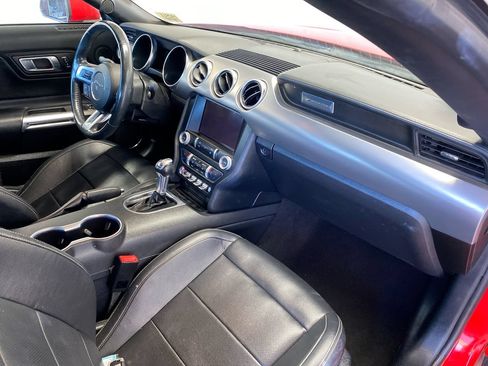 Used 2023 Ford Mustang Premium RWD image 29