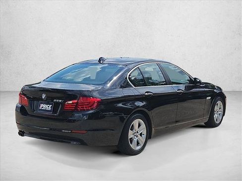 Used 2011 BMW 528i Sedan RWD image 5
