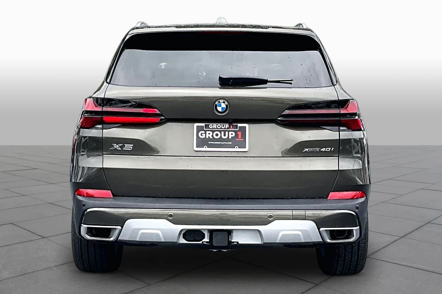 Used 2026 BMW X5 xDrive40i w/ Premium Package AWD/4WD image 5