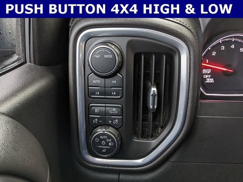 Used 2020 Chevrolet Silverado 1500 LT Trail Boss image 16