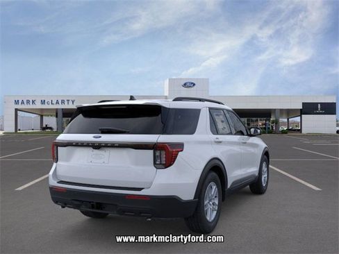 New 2026 Ford Explorer Active image 8