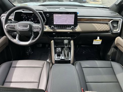 New 2026 GMC Canyon Denali image 21