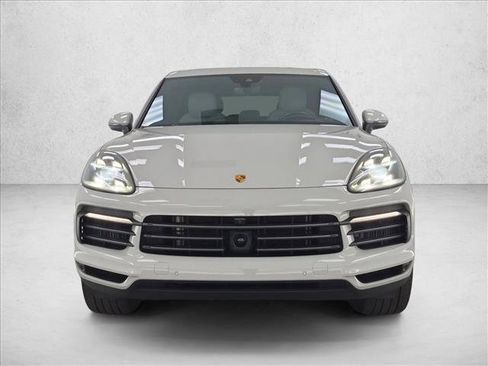 Used 2022 Porsche Cayenne AWD/4WD image 2