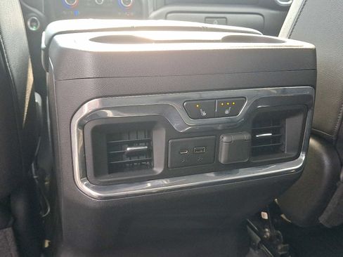 Used 2020 Chevrolet Silverado 1500 LTZ image 12