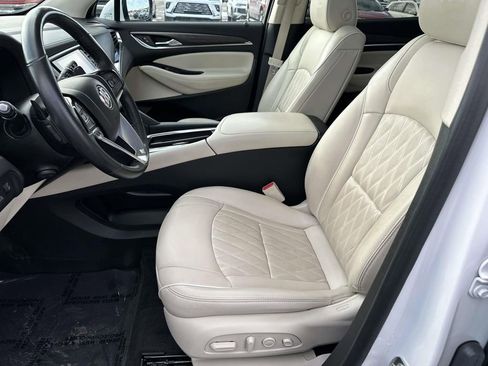 Certified 2023 Buick Enclave Avenir w/ Avenir Technology Package image 21