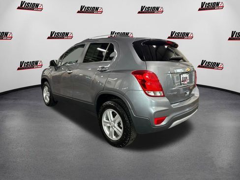 Used 2020 Chevrolet Trax LT w/ LT Convenience Package image 7