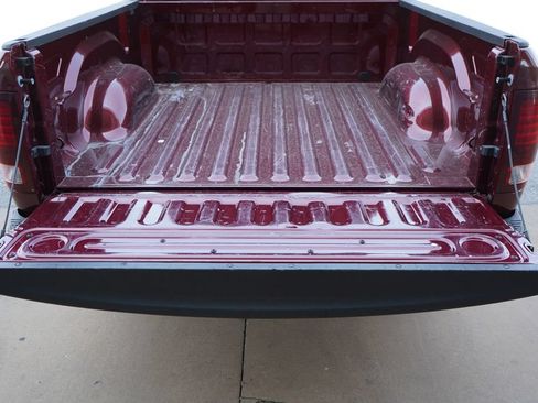 Used 2024 RAM 1500 Warlock AWD/4WD image 15