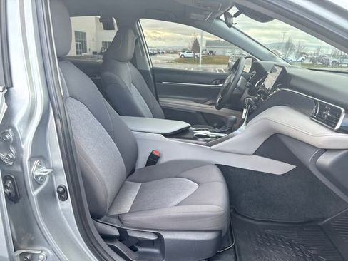 Used 2023 Toyota Camry LE image 22