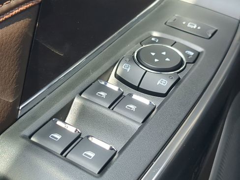 New 2025 Ford F350 King Ranch w/ Chrome Package image 24