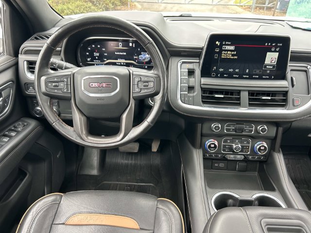 Used 2022 GMC Yukon XL AT4 w/ Technology Package AWD/4WD image 15
