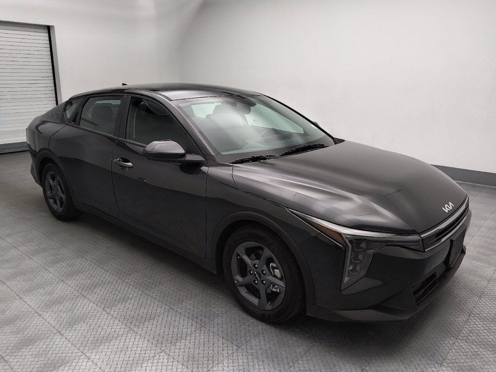Used 2025 Kia K4 FWD image 11