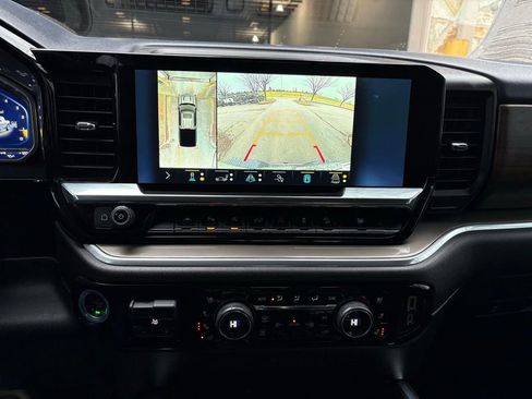 Used 2022 Chevrolet Silverado 1500 High Country w/ Technology Package image 44