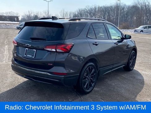 Certified 2022 Chevrolet Equinox RS image 3