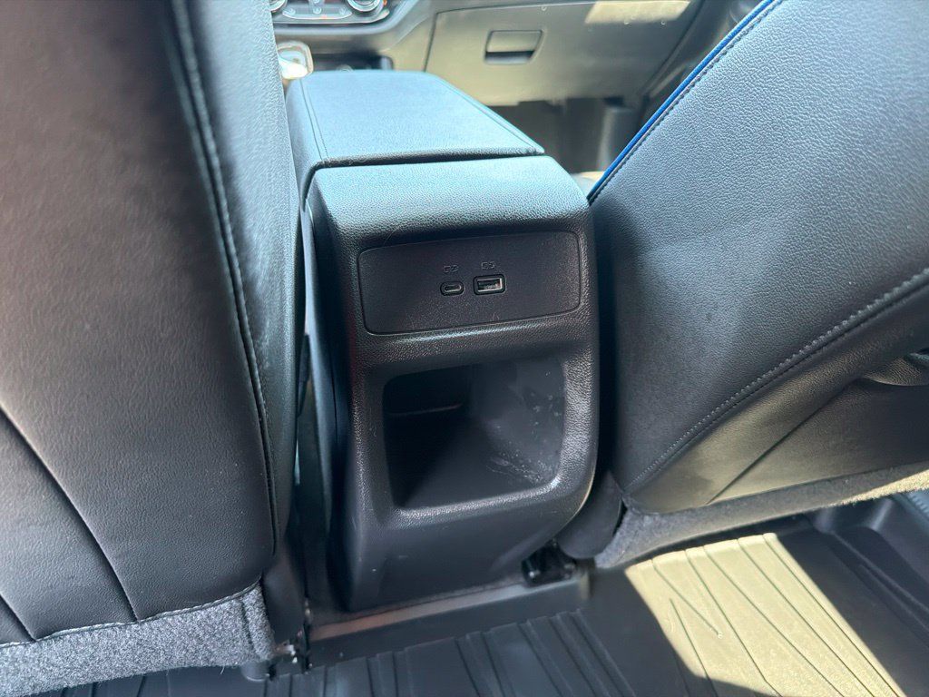 Used 2025 Buick Envista Sport Touring w/ Convenience I Package FWD image 40
