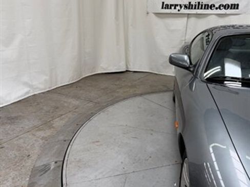 Used 2005 Jaguar XK8 Coupe RWD image 10