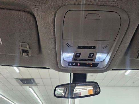 Used 2019 Buick Enclave Essence FWD image 30