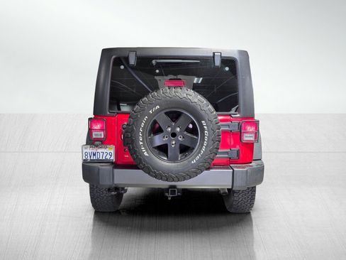 Used 2016 Jeep Wrangler Unlimited Sport image 6