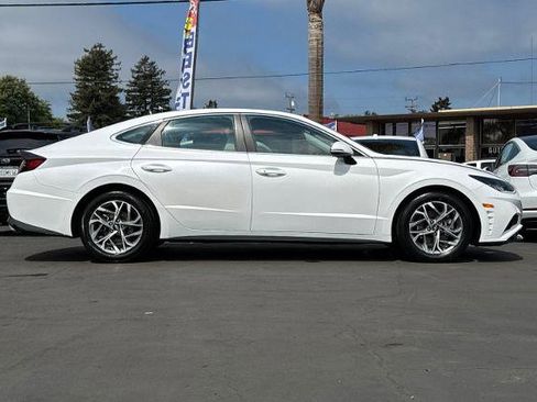 Used 2023 Hyundai Sonata SEL image 3