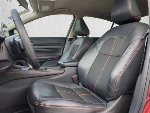 Used 2022 Nissan Altima 2.5 SR image 15