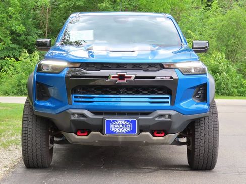 Used 2023 Chevrolet Colorado ZR2 w/ ZR2 Convenience Package III AWD/4WD image 25
