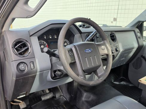 Used 2011 Ford F250 XL RWD image 8
