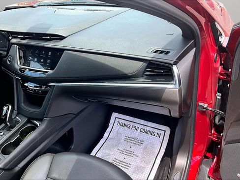 Used 2022 Cadillac XT5 Premium Luxury w/ Technology Package FWD image 14